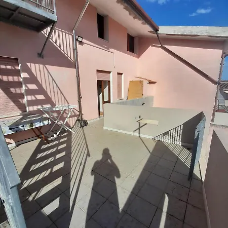 Apartment Luminoso E Spazioso Al Primo Piano Capoterra